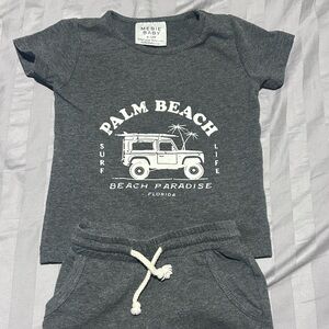 Mebie Baby- Graphic shirt/shorts